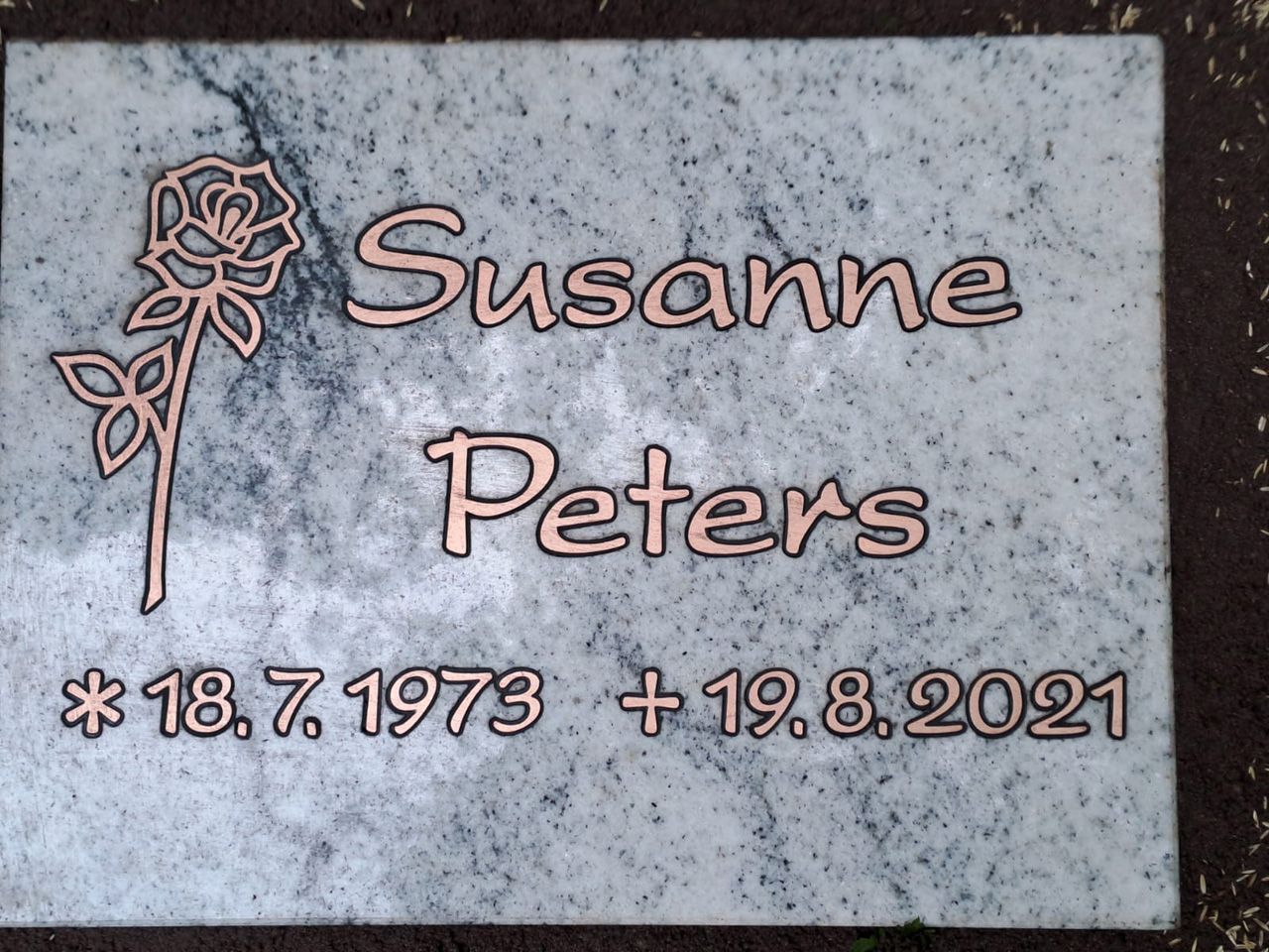 Urnen-Wiesengrab mit Motiv Motorrad