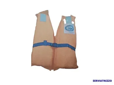 Un chaleco salvavidas con una correa azul sobre un fondo blanco.