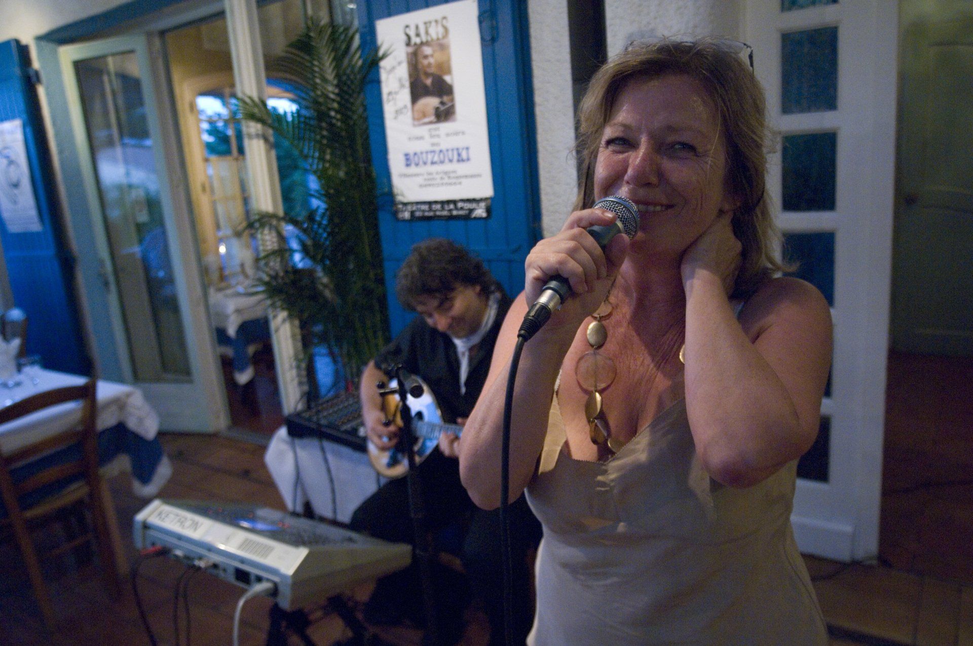 Karaoké au restaurant Le BOUZOUKI