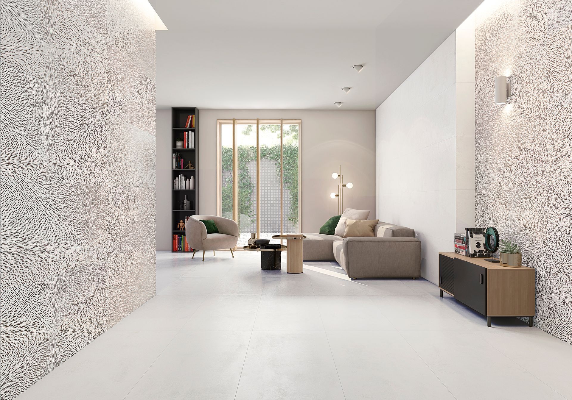 Salon moderne avec des murs blancs mouchetés, sol clair et meubles aux tons neutres.