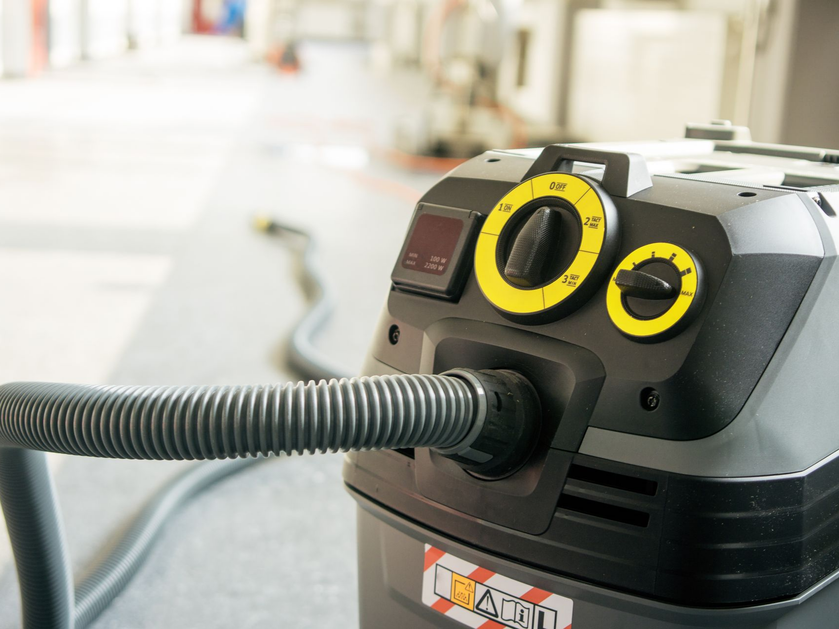 Un aspirateur professionnel.