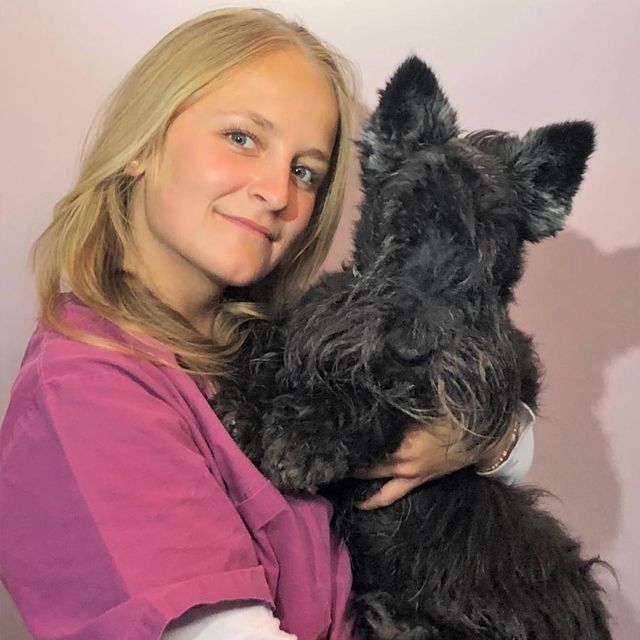Portraitbild von Heide Paintner Portraitbild von Heide Paintner