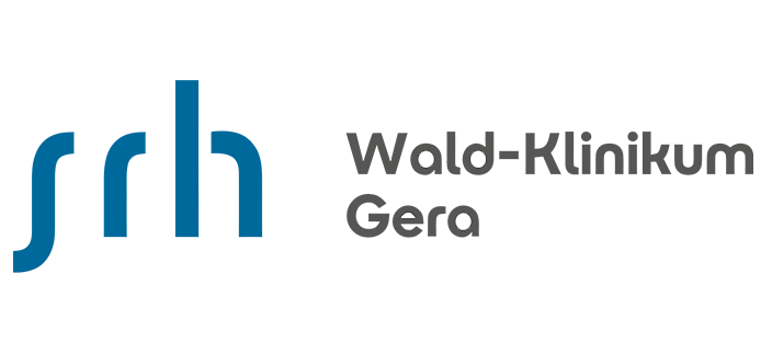 Logo des SRH Wald-Klinikum Gera. Links blaue Buchstaben „srh“, rechts graue Schrift „Wald-Klinikum Gera“.