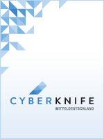 CyberKnife Mitteldeutschland-Logo mit blauen geometrischen Formen und Text.
