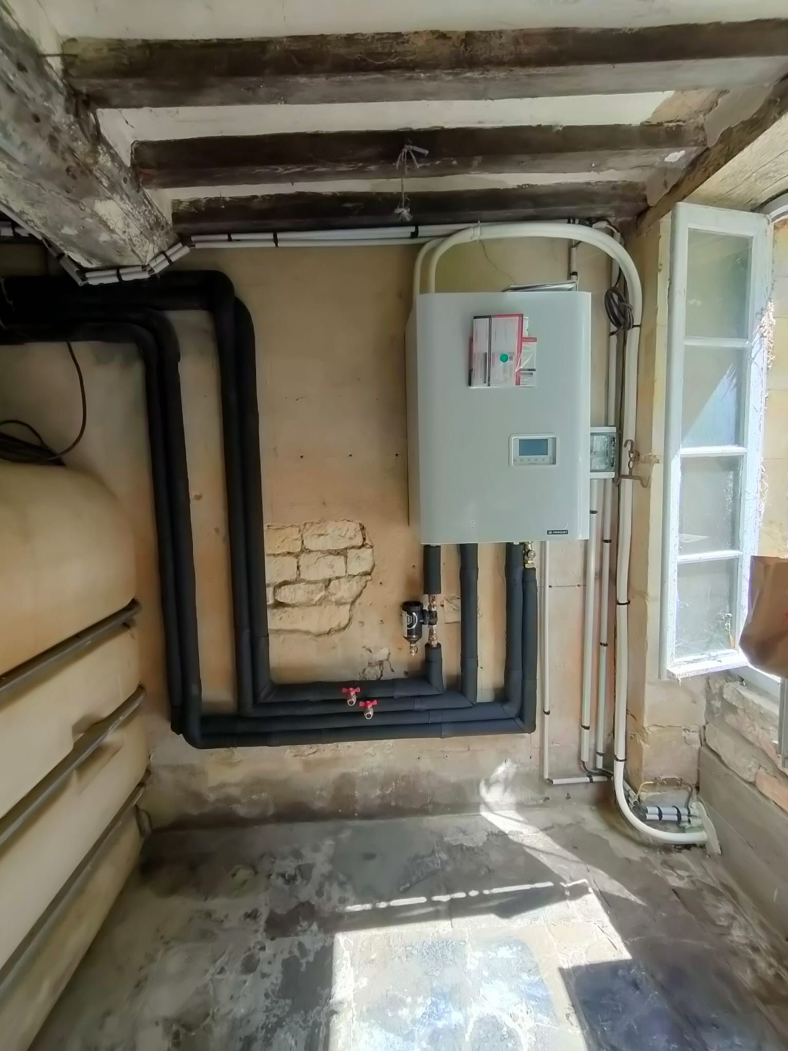 Chaudières avec tuyaux protégés par de la mousse