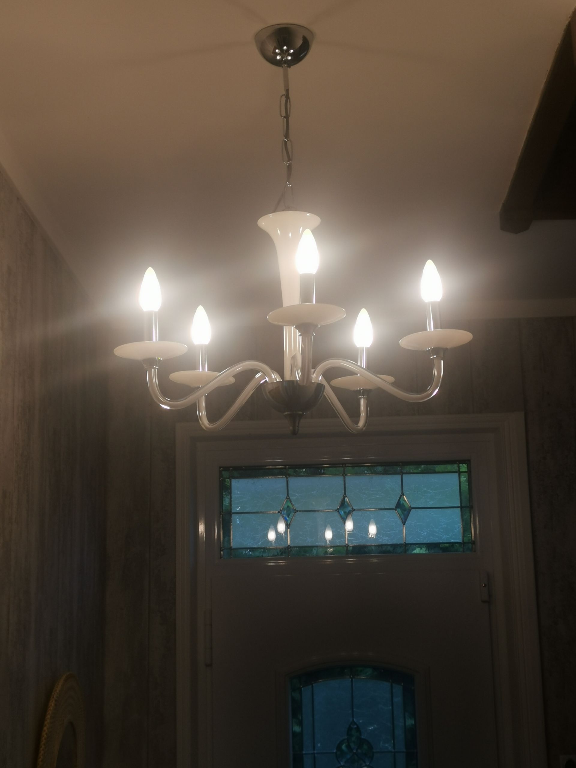 Lustre avec cinq ampoules