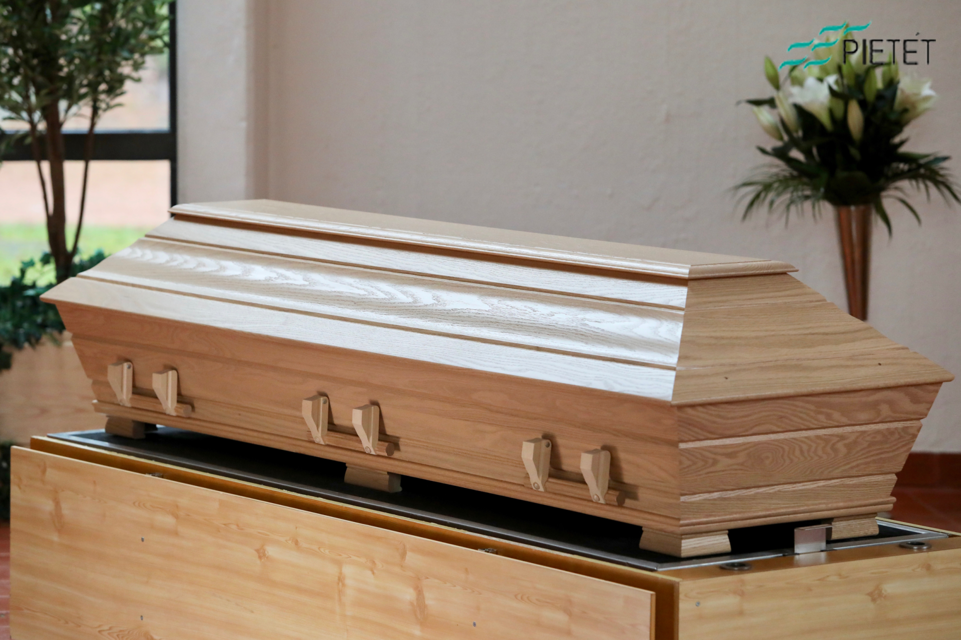 Kotimainen vaalea tammiarkku