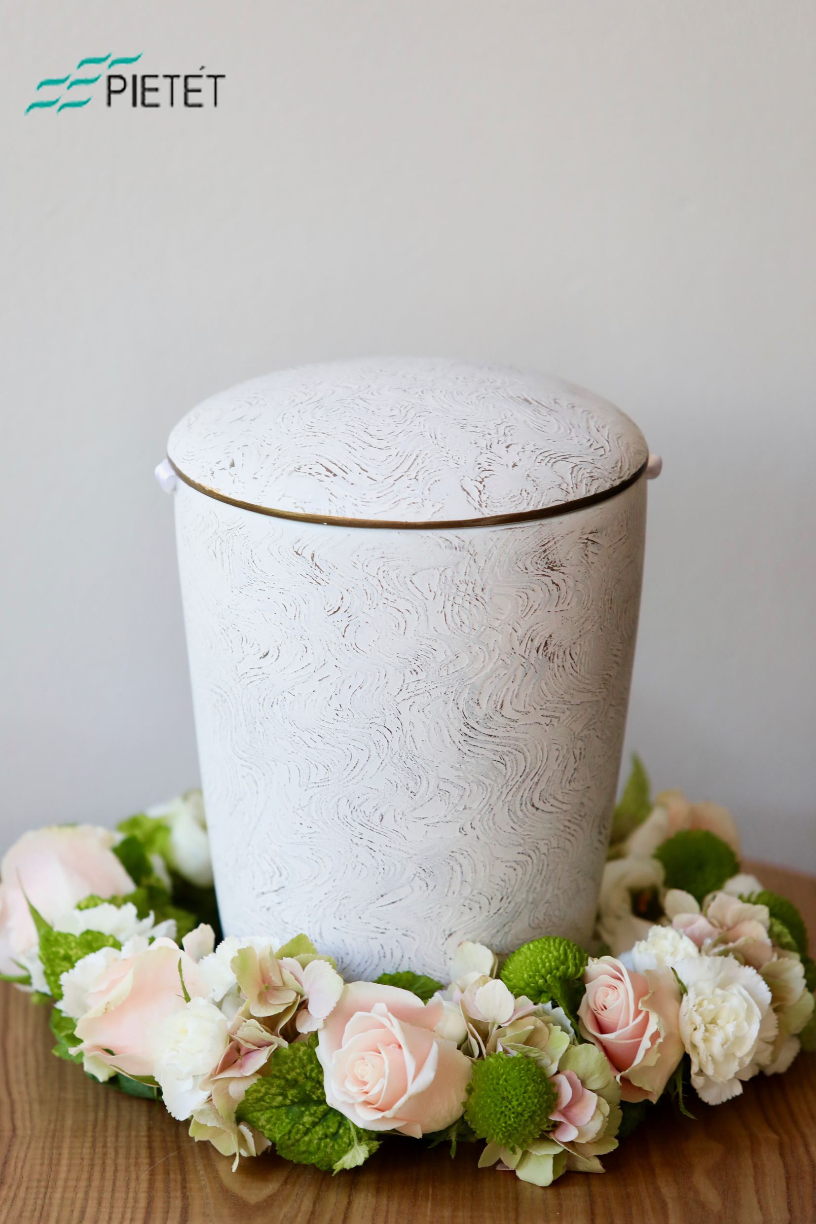 Q-Collection keraaminen uurna