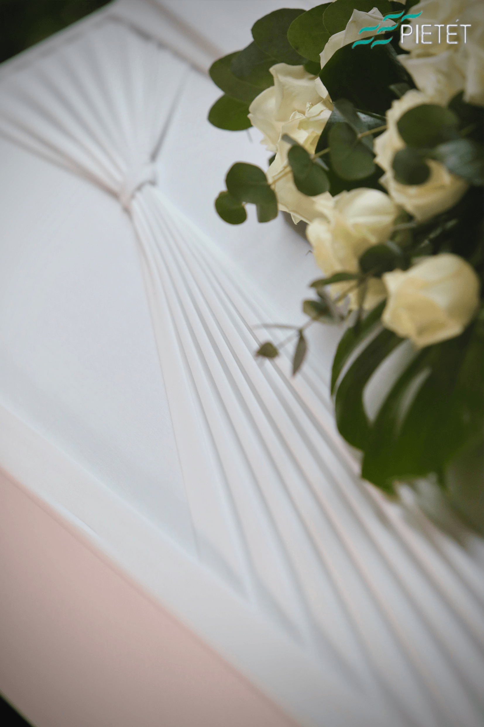 Kotimainen solmusäde arkku