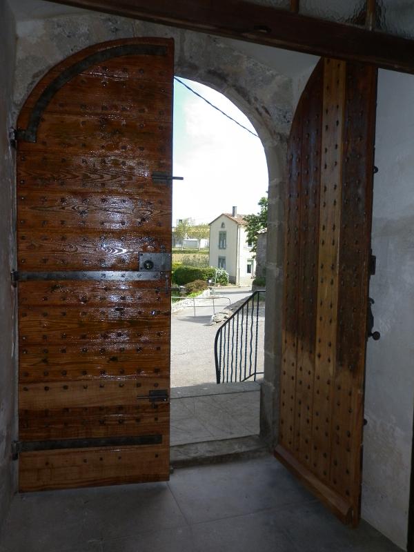 Restauration porte d'église