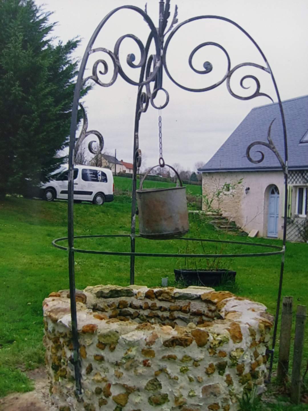 Potence en fer forgé