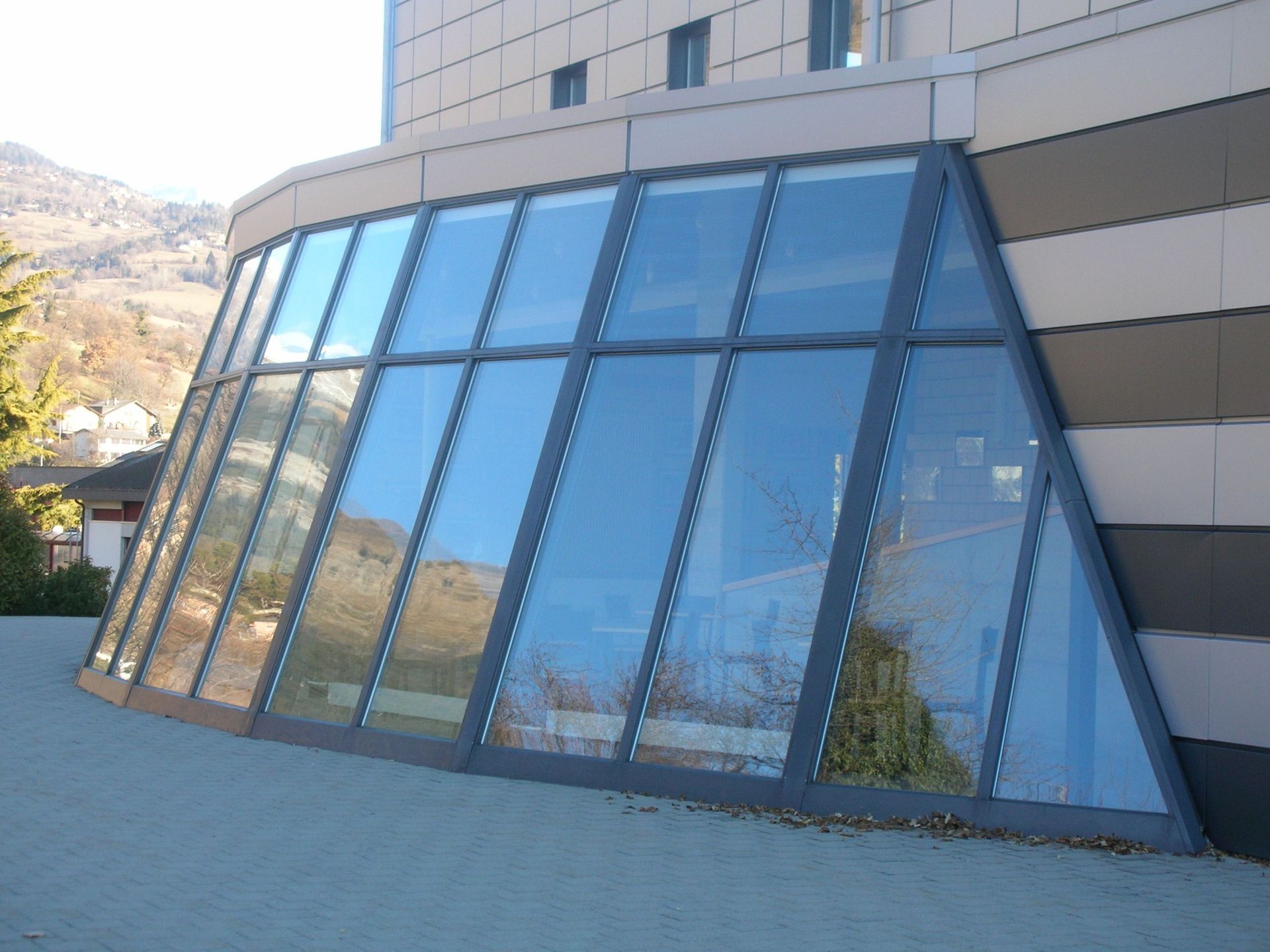 Luyet Constructions Métalliques SA - Fermeture balcons