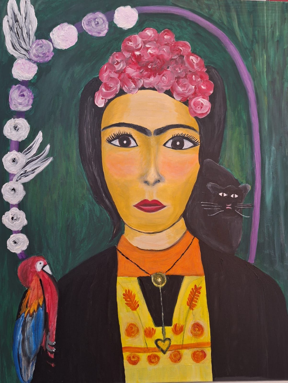 Gemälde mit dem Porträt einer Frau, die eine schwarze Katze auf der Schulter und einen Papagei aufm Arm trägt