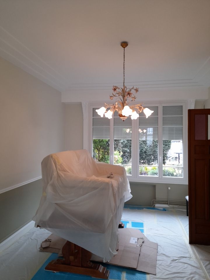 Protection des meubles avant travaux de peinture