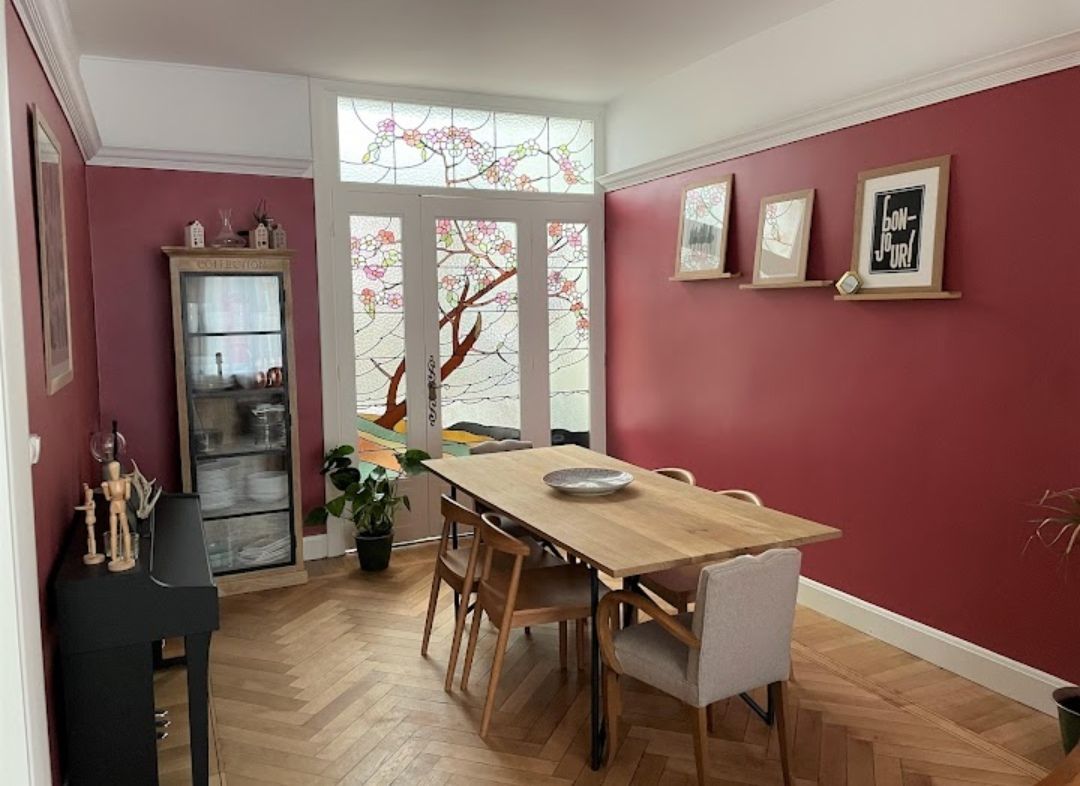 Travaux de peinture dans une cuisine bi couleur