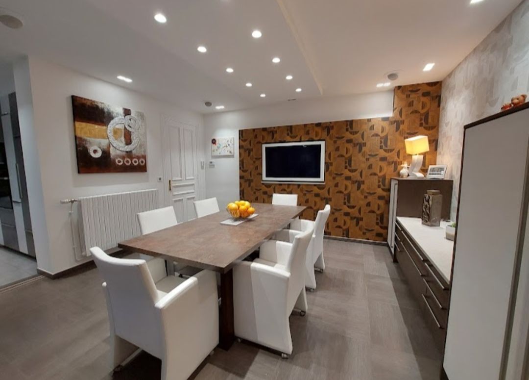 Rénovation salon papier peint et peinture