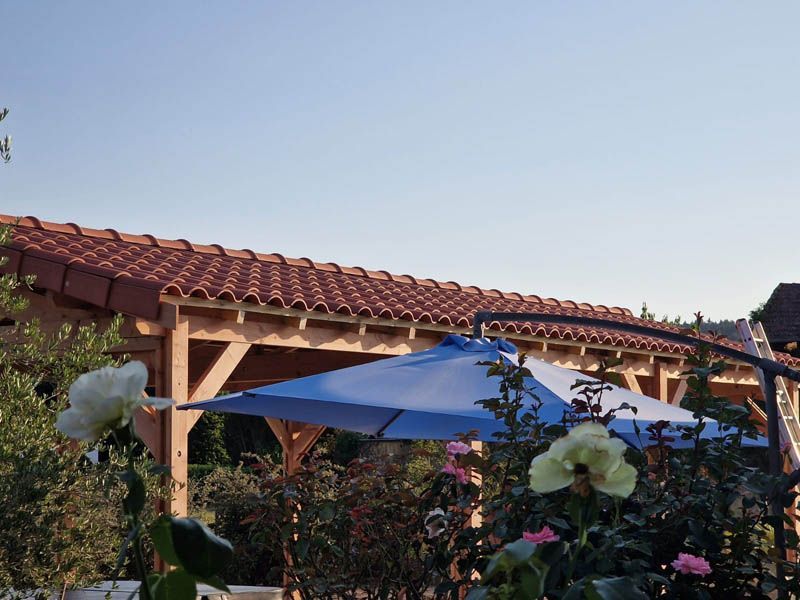 Tonnelle dans un jardin