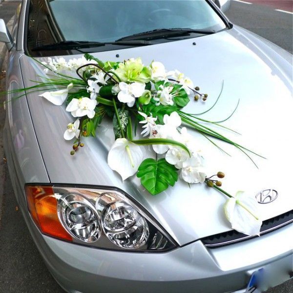 Fleurs de mariage pour voiture V-1 - Fleuriste Roseraie
