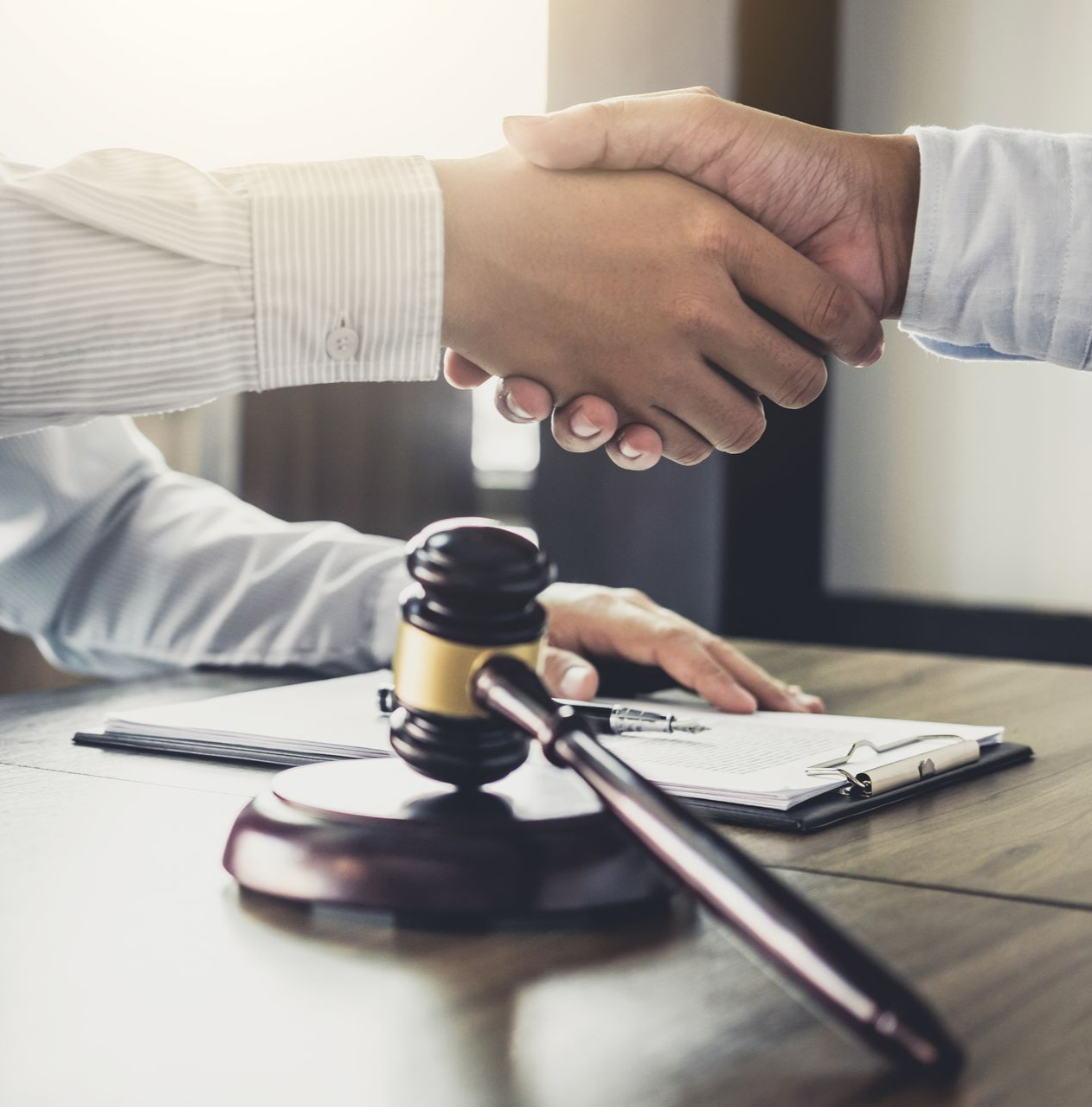 Vers la page Droit civil.