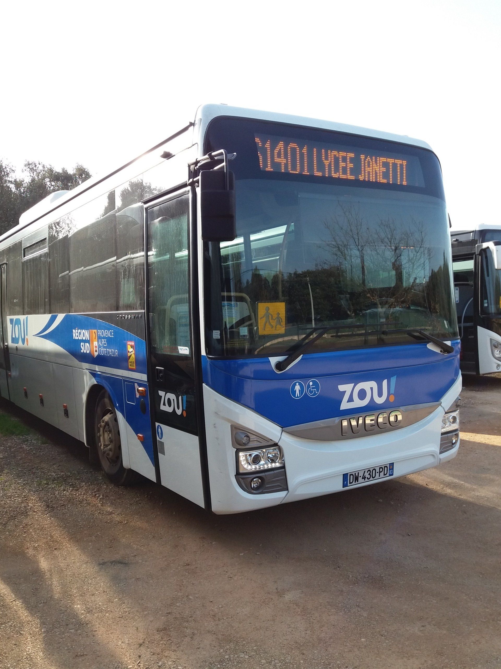 Transport de voyageurs et scolaires en autocar dans le Var (83) - Transports Seillonnais