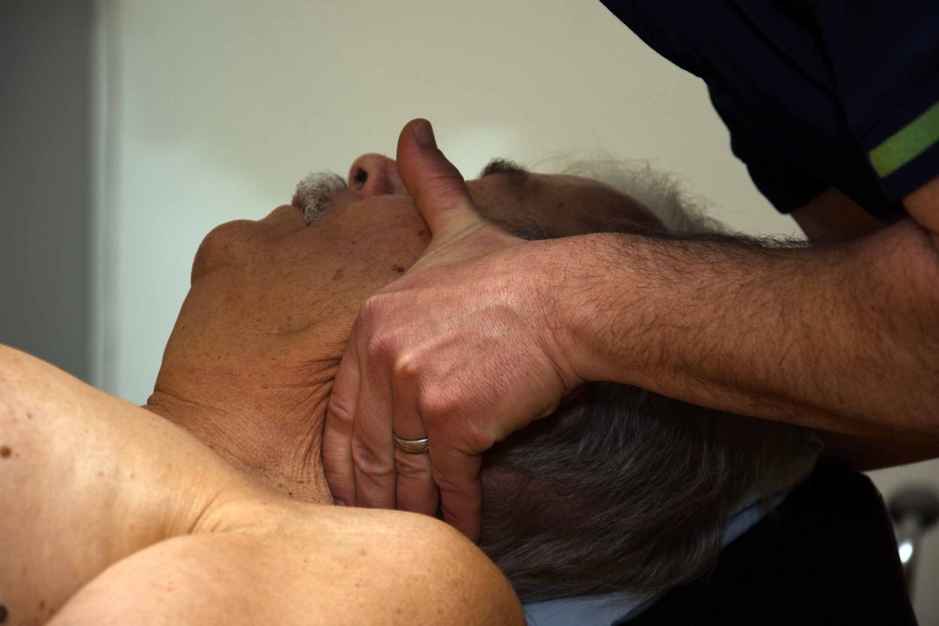 Behandlung - Chiropraktor Dr. Michael Bestmann