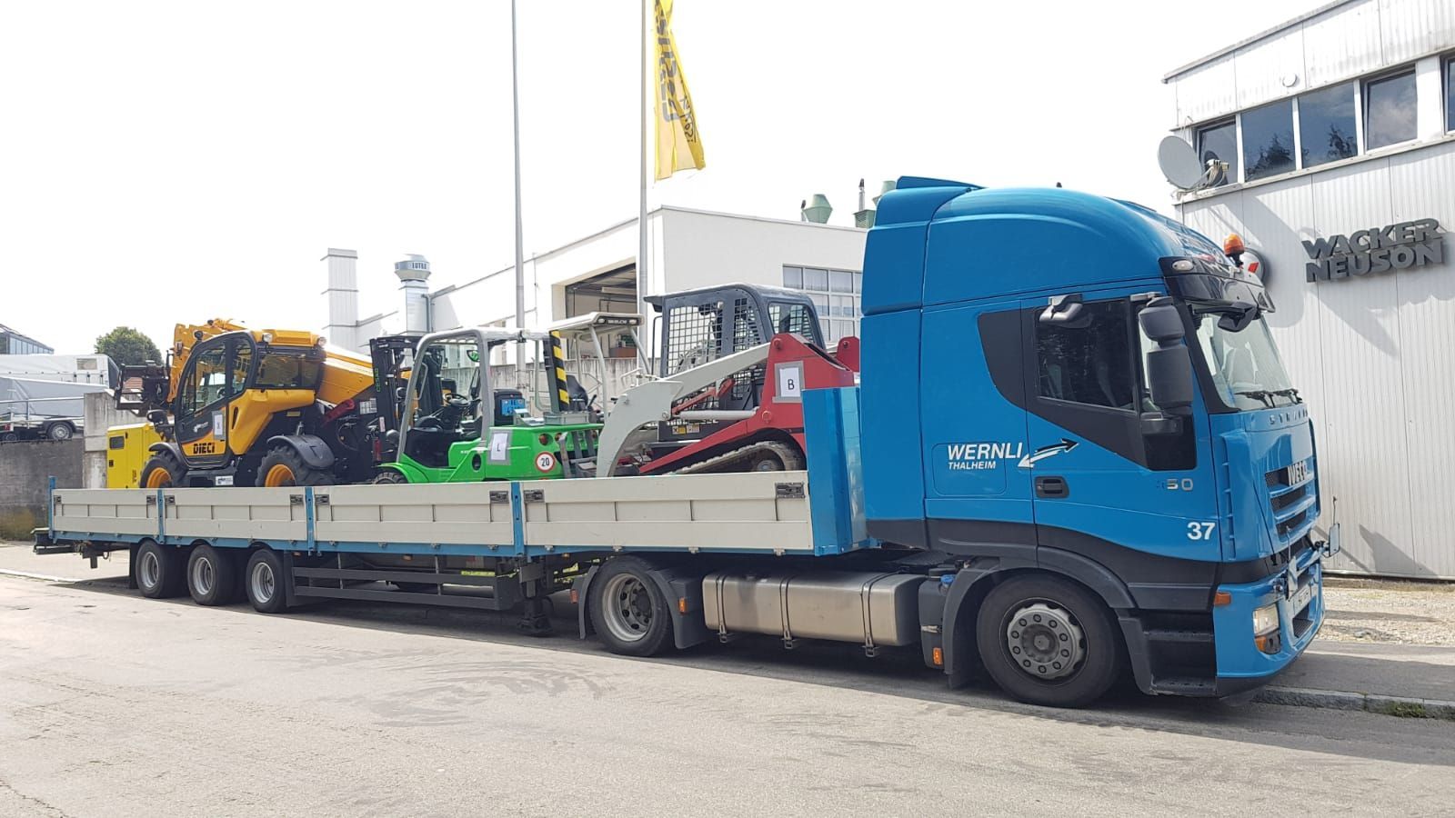Fuhrpark - Wernli Trans GmbH – Thalheim AG