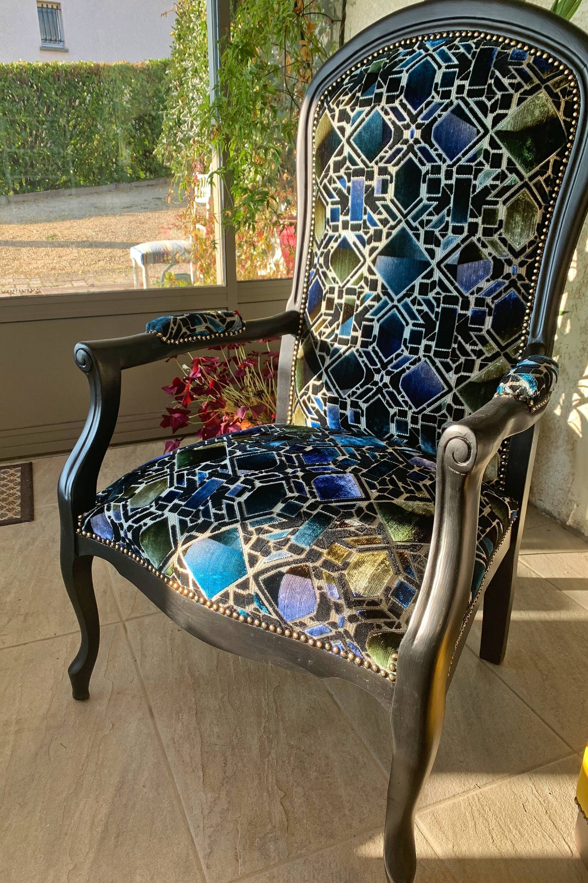Rénovation fauteuil mosaïque