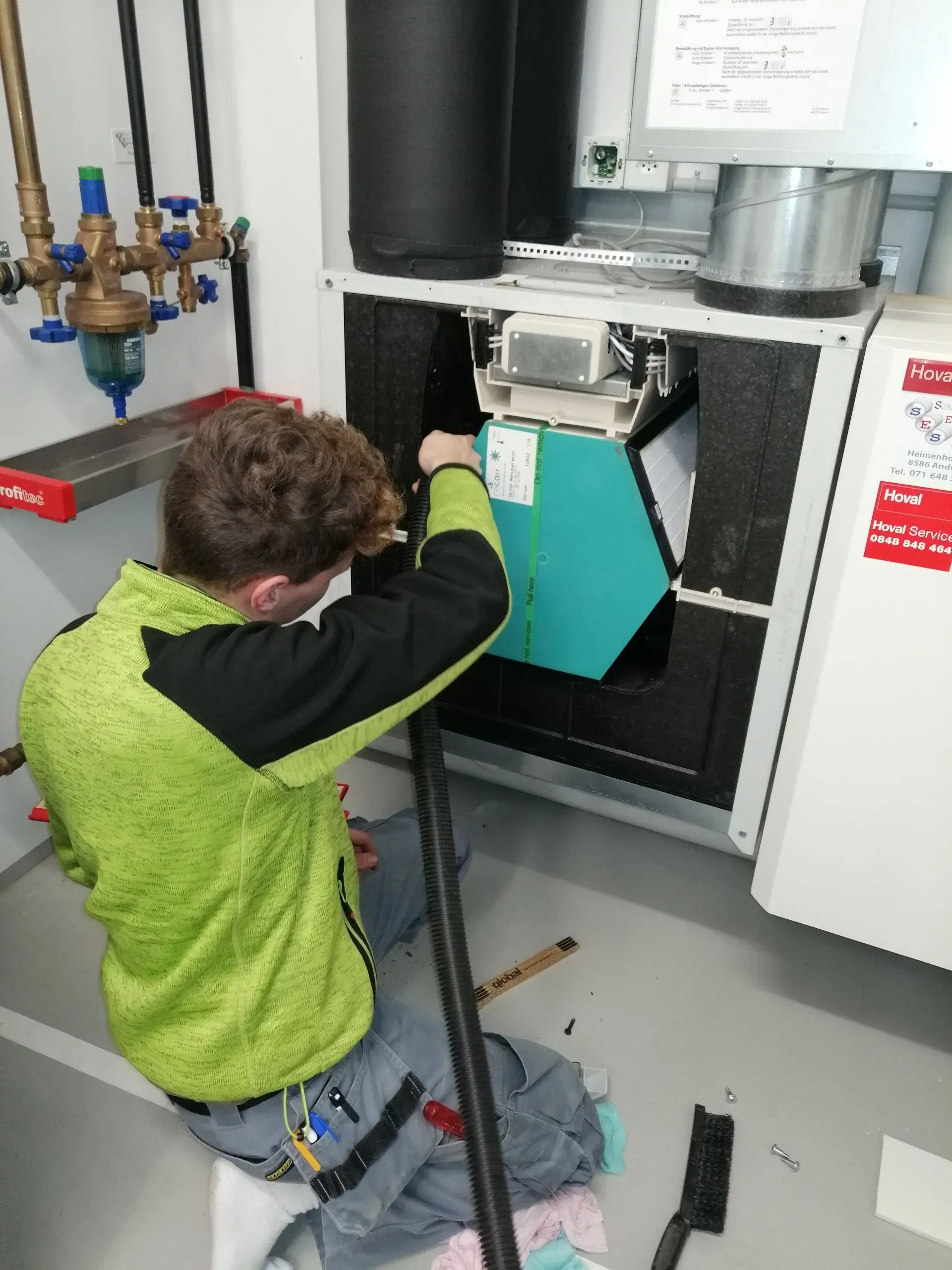 Mitarbeiter der SES Sanitär GmbH