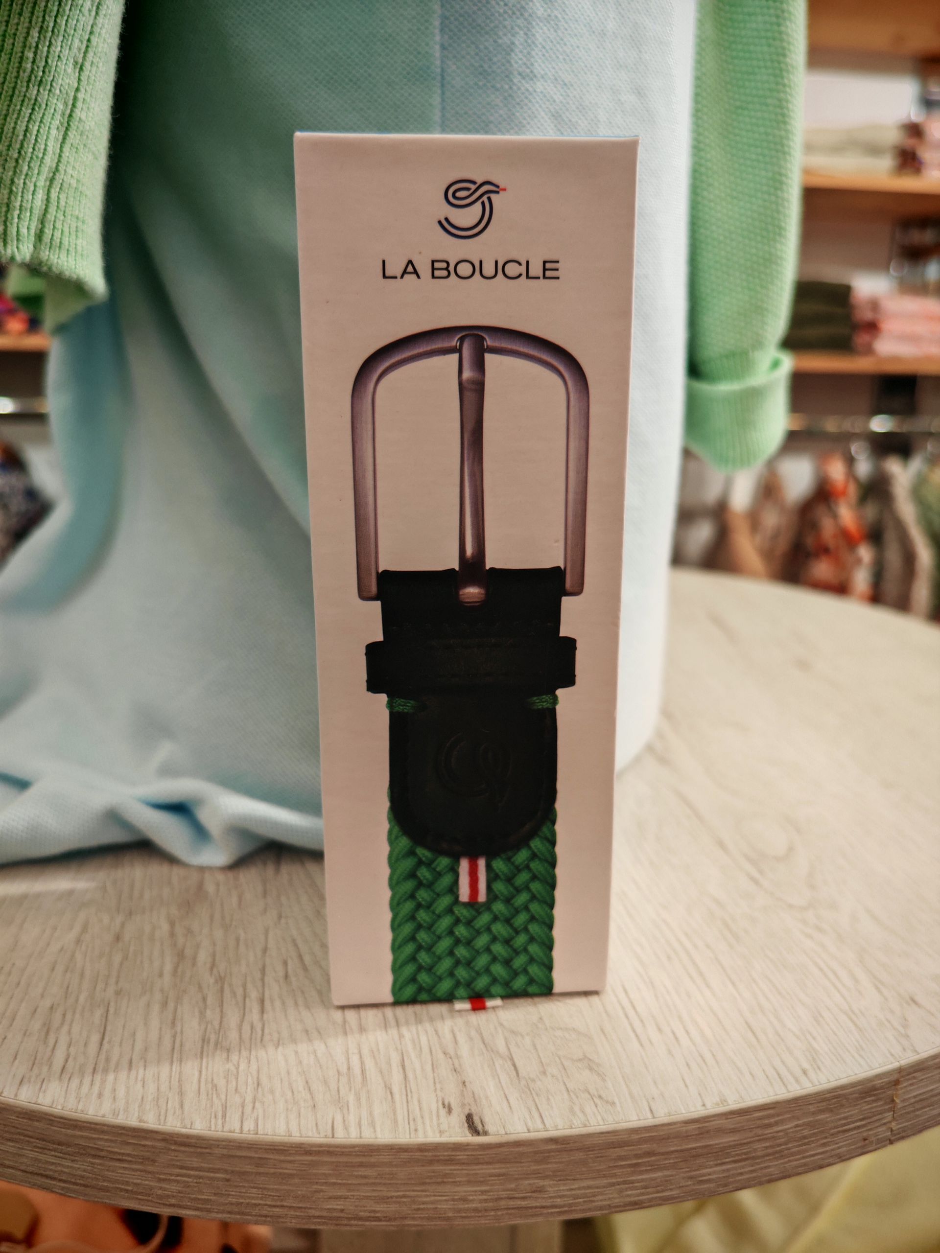 Étui pour une ceinture tressée verte