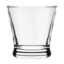 Vaso de vidrio transparente, vacío, corto y redondeado, con base gruesa y estriada.