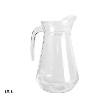 Jarra de vidrio transparente con asa y pico, con capacidad para 1,3 litros.