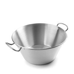 Cuenco de metal plateado con dos asas.