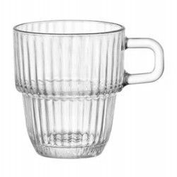 Taza de vidrio transparente con estrías verticales y asa.