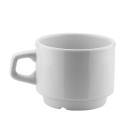 Taza de café de cerámica blanca, apilable y con asa.