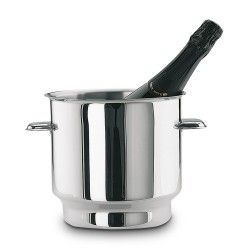 Cubo de champán de acero inoxidable con botella en su interior.