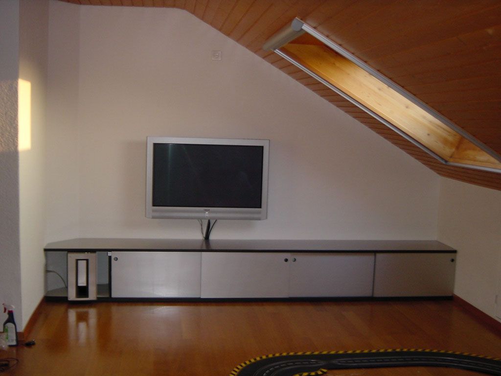 Mediaboard - Tschaggelar Bau- und Möbelschreinerei GmbH in Bern