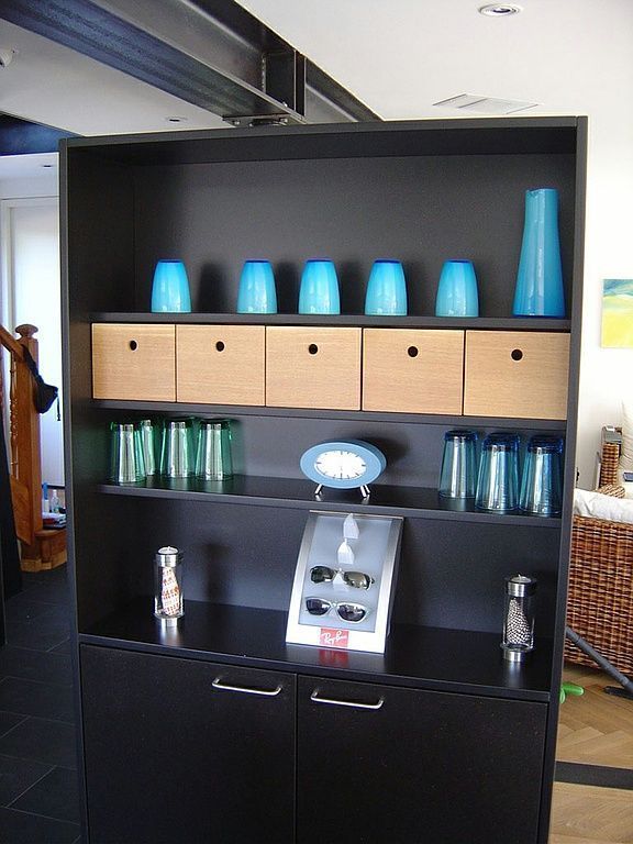 Schränke Regale - Tschaggelar Bau- und Möbelschreinerei GmbH in Bern