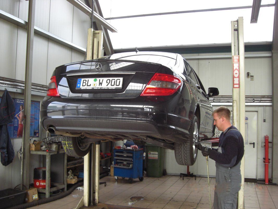 Autoreparatur bei B & K Auto- und Reifencenter e.K.