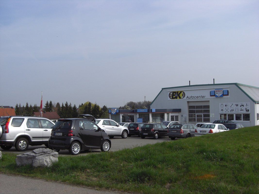 Autoreparatur bei B & K Auto- und Reifencenter e.K.