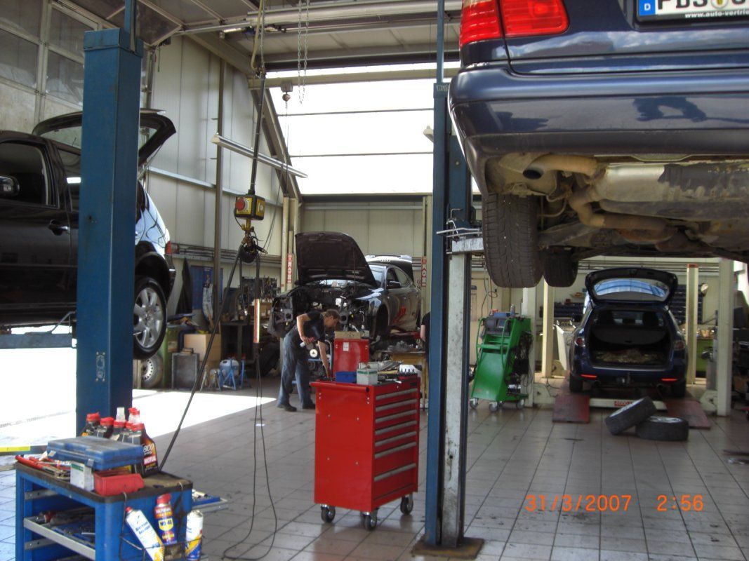 Autoreparatur bei B & K Auto- und Reifencenter e.K.