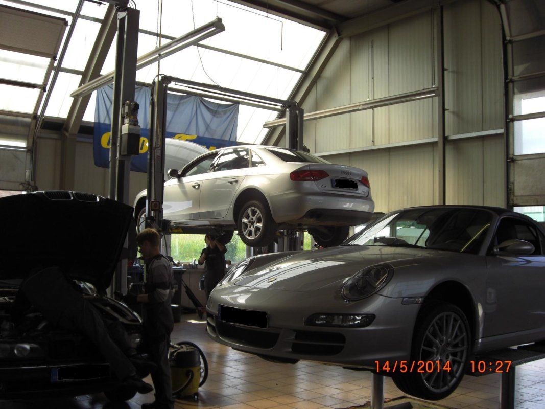 Autoreparatur bei B & K Auto- und Reifencenter e.K.