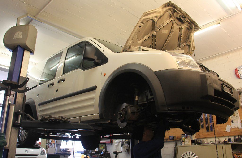 Garage Scheu Inhaber Dirk Bächli