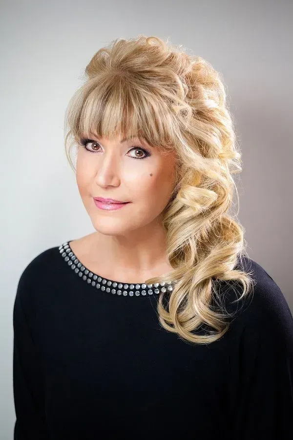 Zweithaar Studio Hamm  | Friseur