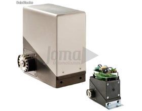 Una imagen de un motor de puerta corrediza con la palabra ama en la parte inferior.