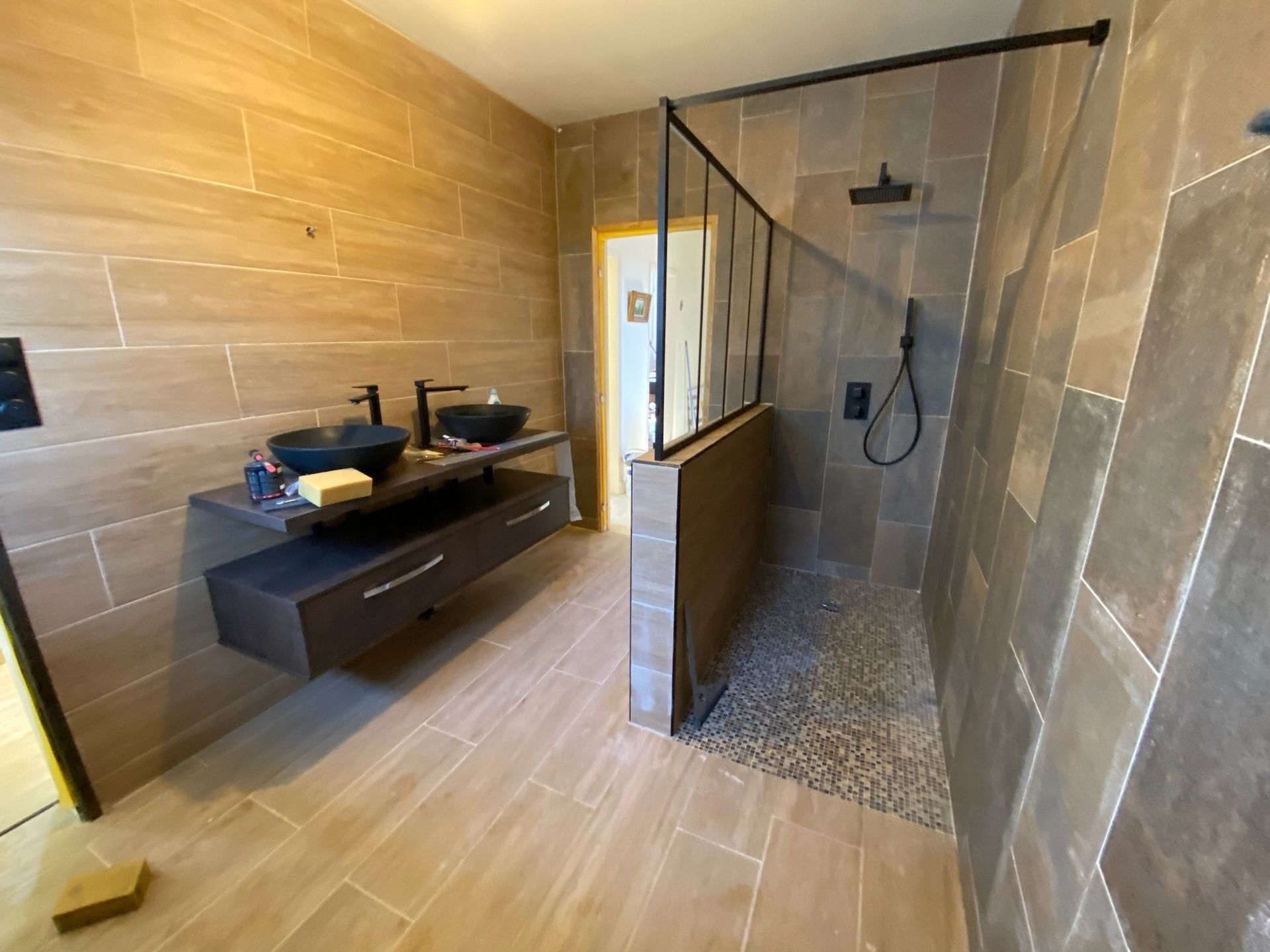 Salle de bain et carrelage
