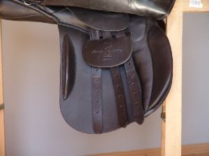 103 Silhouette