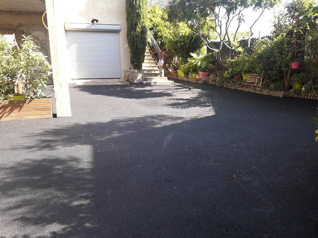 Pose d'enrobé - Limony - Août 2018