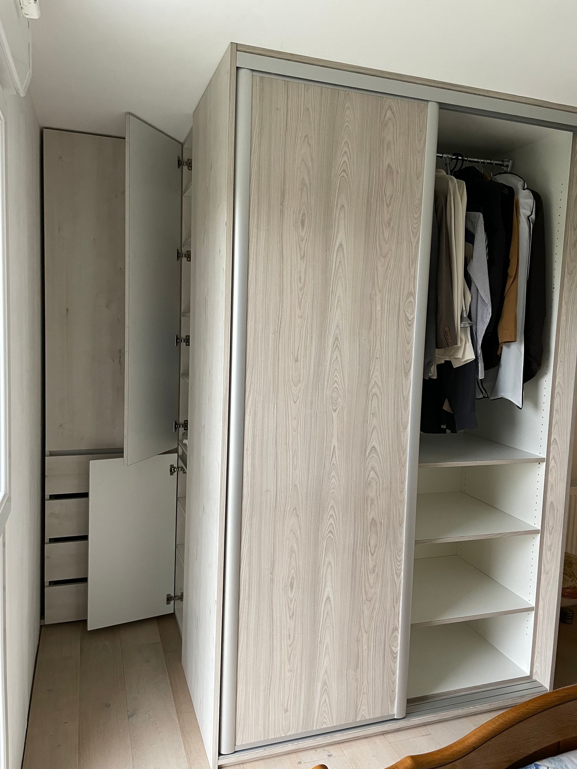 Dressing et ses rangements