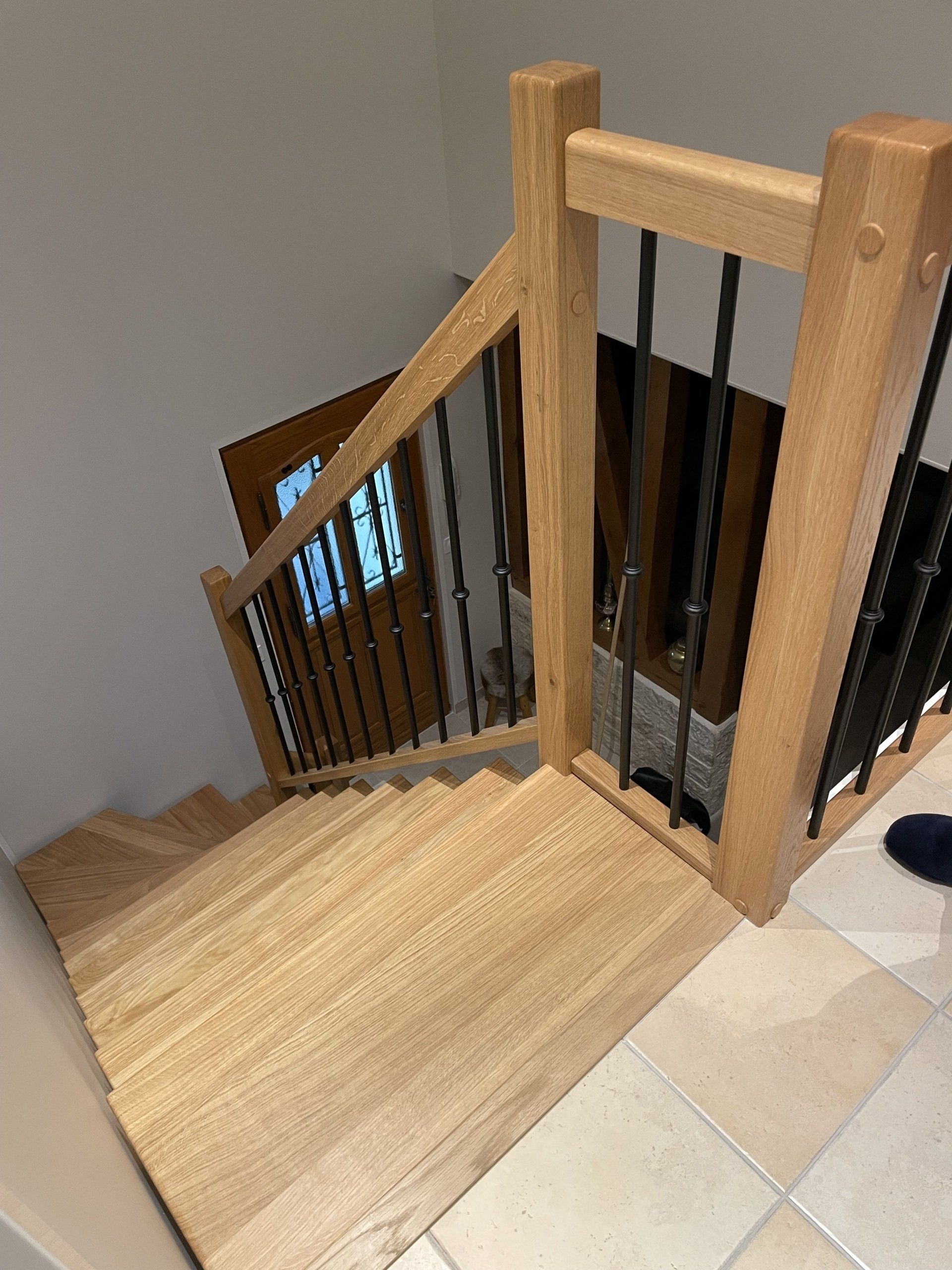 Escalier en bois et rembarde en bois/fer