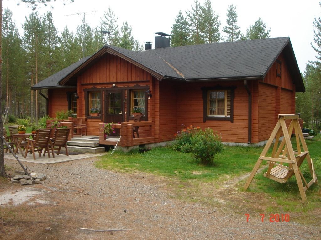 hirsirakennuksetsarajarvi